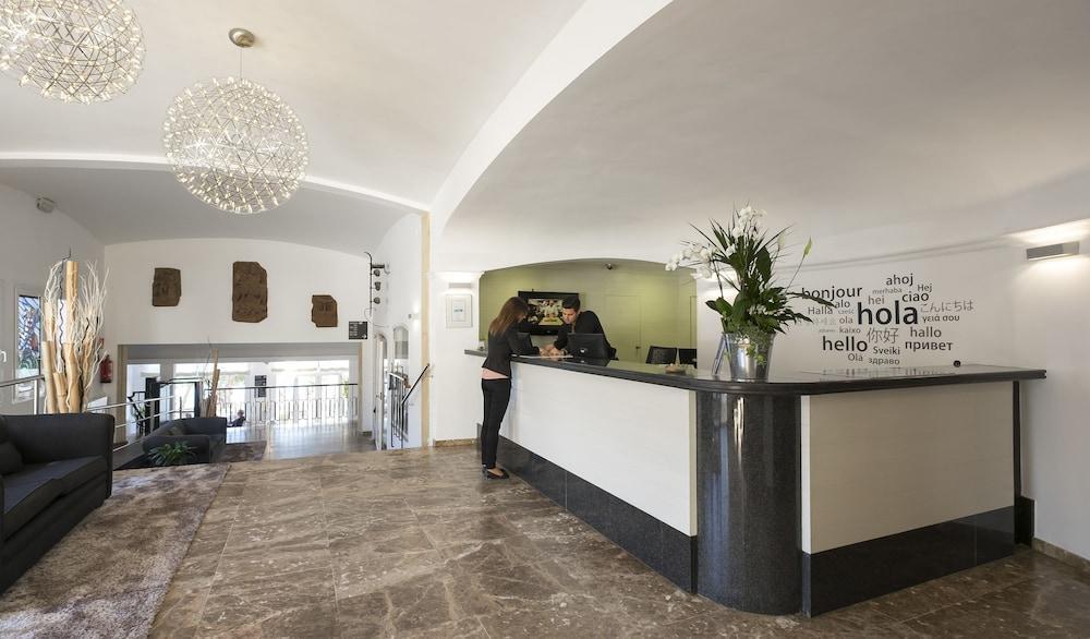Hotel Park San Jorge & By Escampa 4*